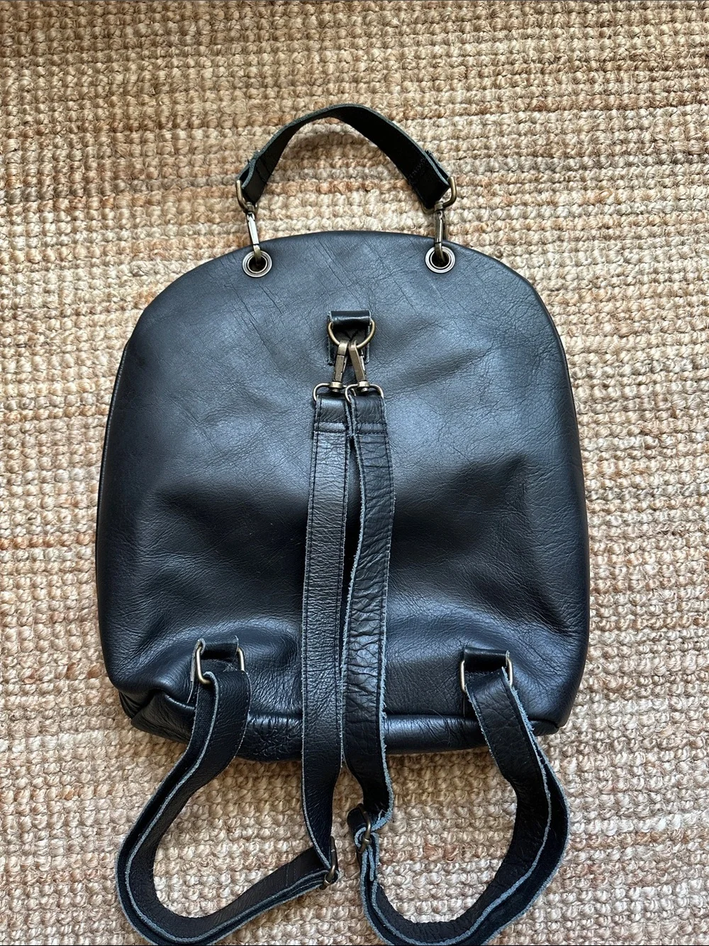N/A stylish black